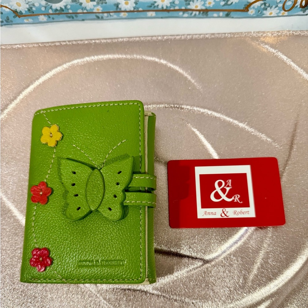 Anna & Robert green leather butterfly, and flower wallet. NWT!